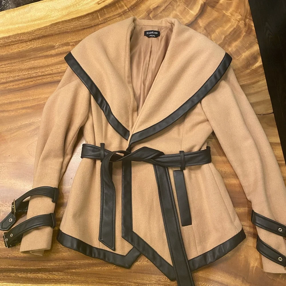Bebe jacket - Picture 1 of 8